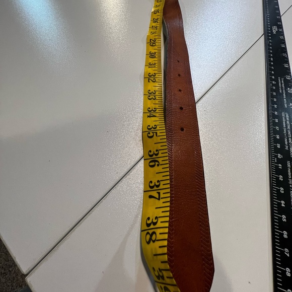 Liz Claiborne Belt Pure Leather Womens Belt with Floral Metal Buckle Filigree - Picture 4 of 8